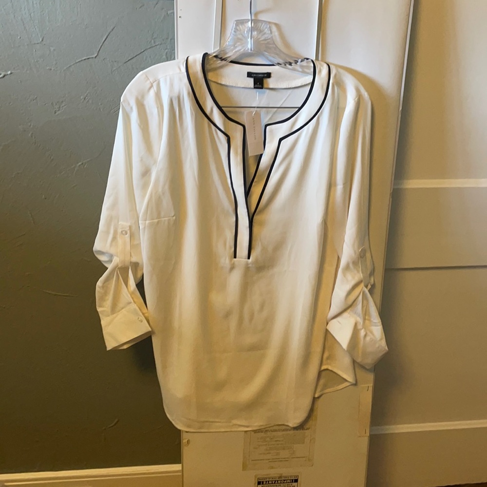 Brand new Ann Taylor work blouse, size S